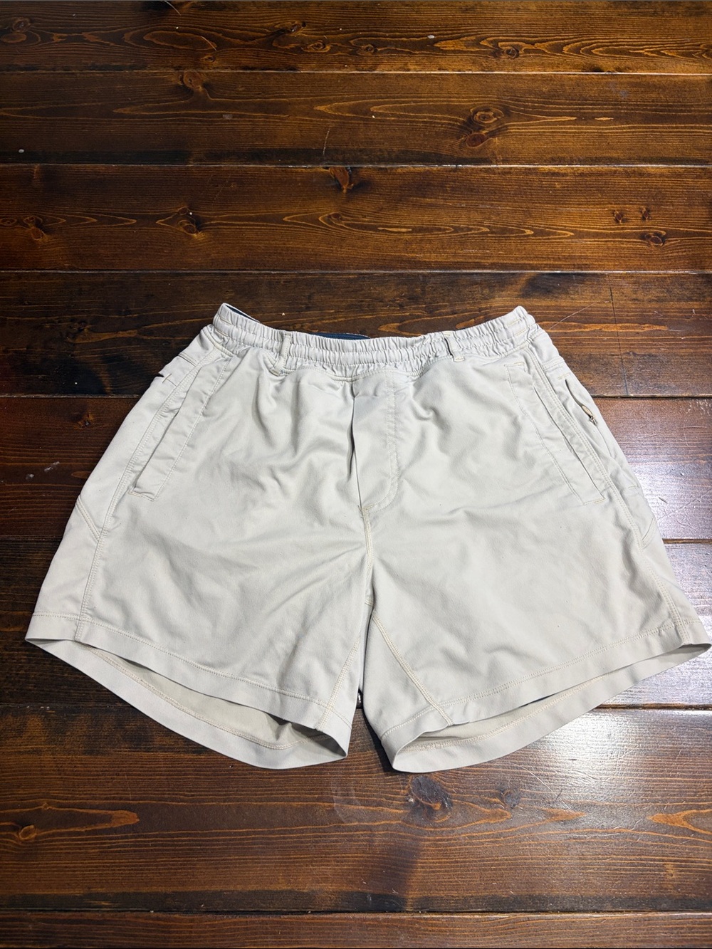 Birddogs Small Men's Casual Elastic-Waist Light Tan Shorts